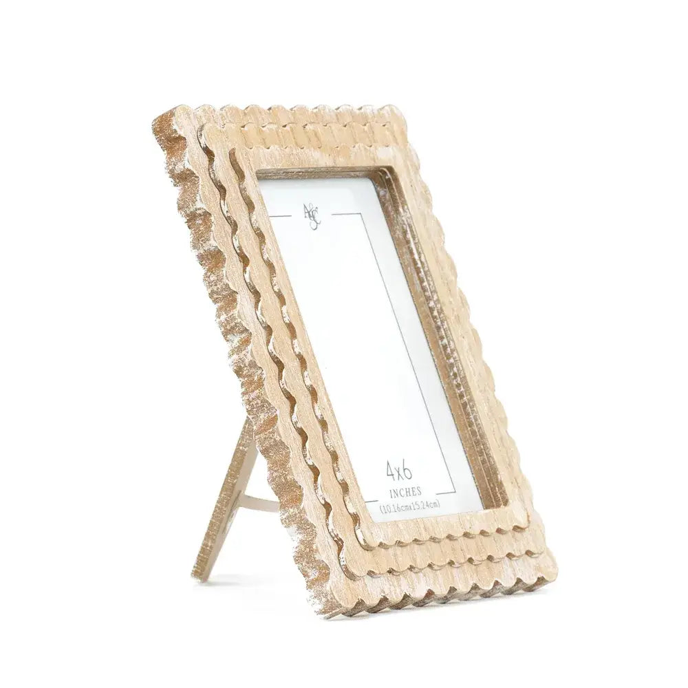 17023 - 6x8 wood scallop photo frame (4x6) Home Decor 12063