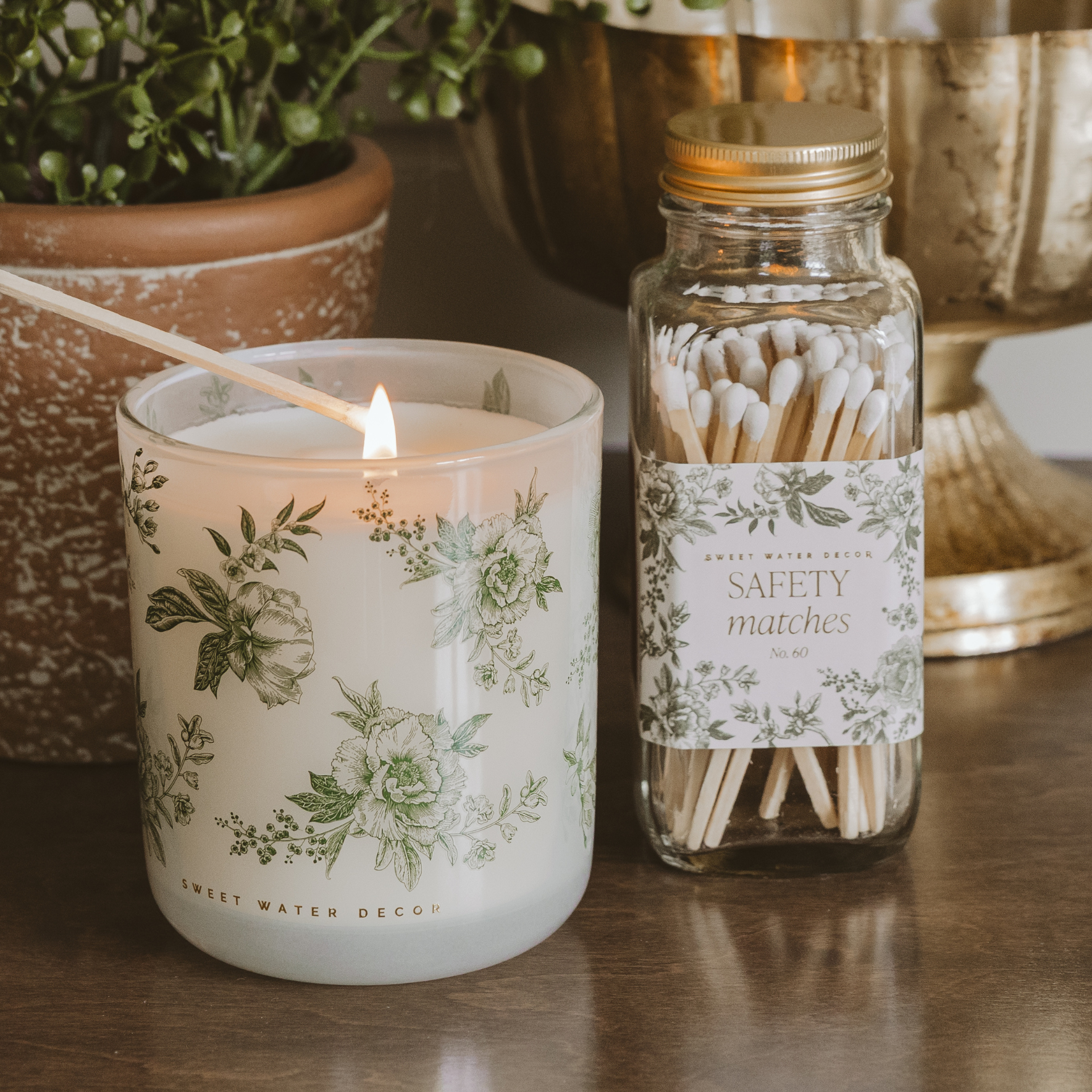 Green Delft 12 oz Soy Candle - Home Decor
