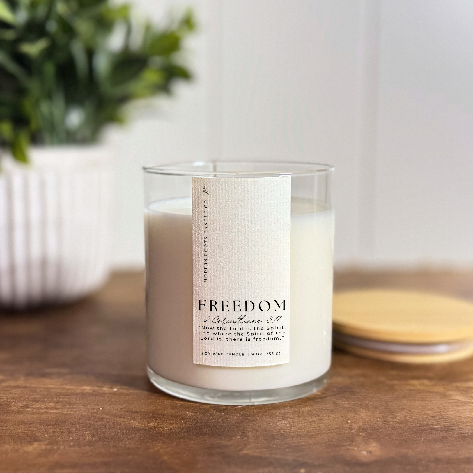 Freedom | Baked Apple Pie | 9 oz. Clear Jar Soy Candle: Natural Wood Lid
