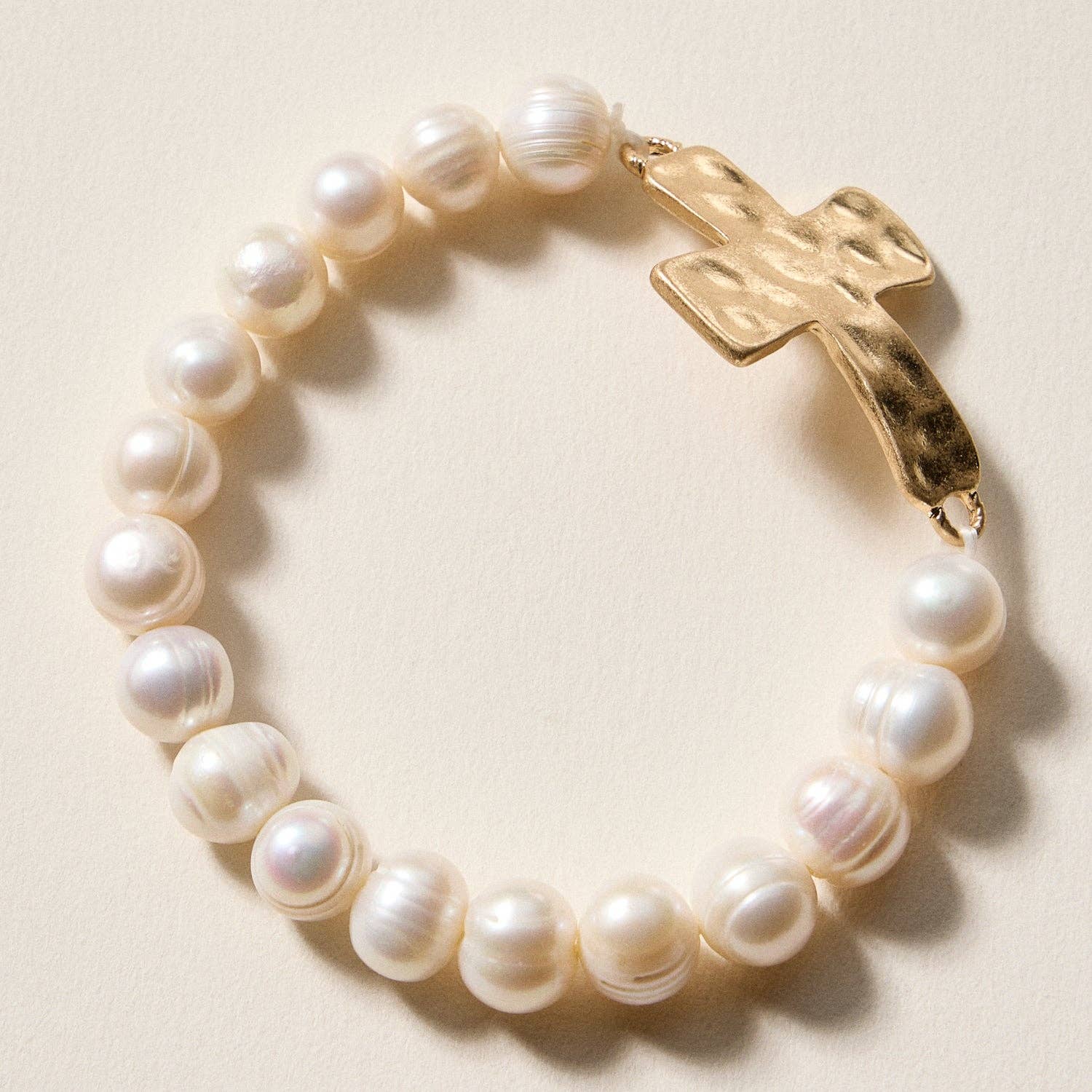 Freshwater Pearl Beaded Bracelet with Cross Charm | Stretch Faith Bracelet: FWP / ONE