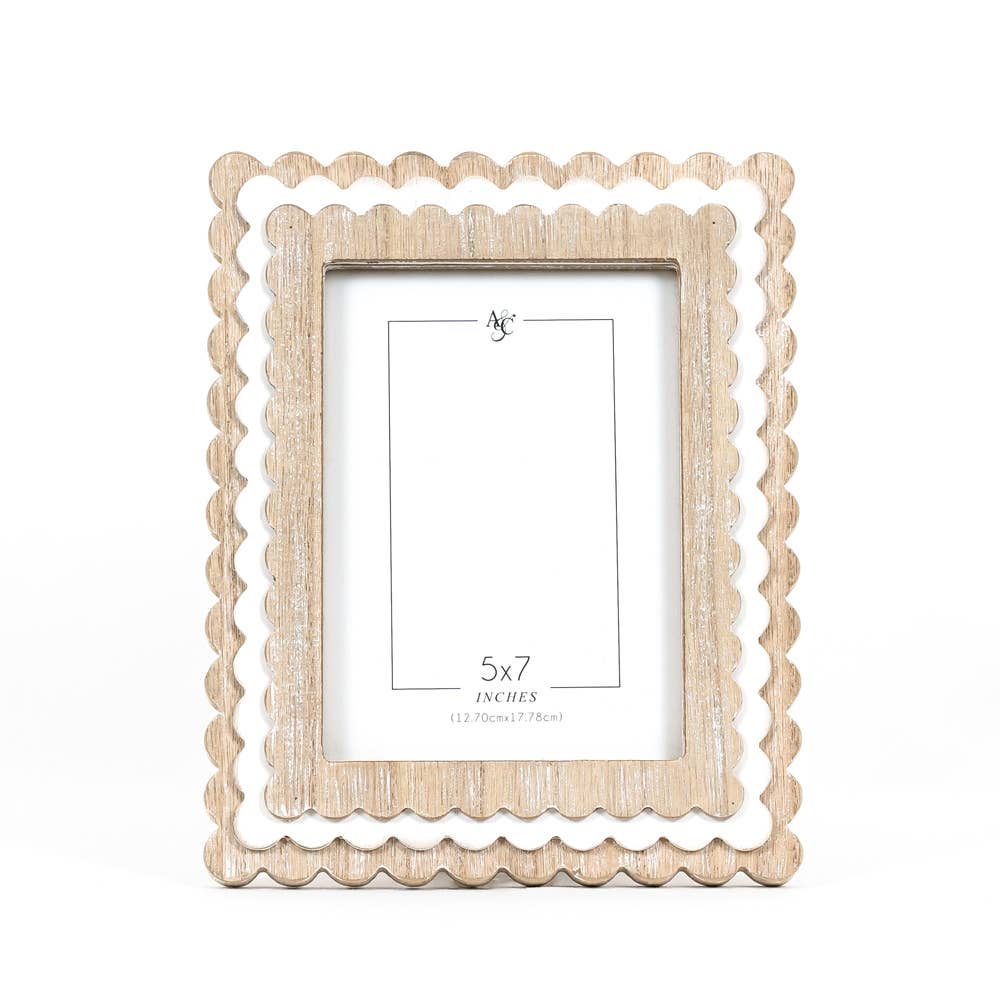 17029 - 8x10x1 wood photo frame SCALLOP for 5x7 pic