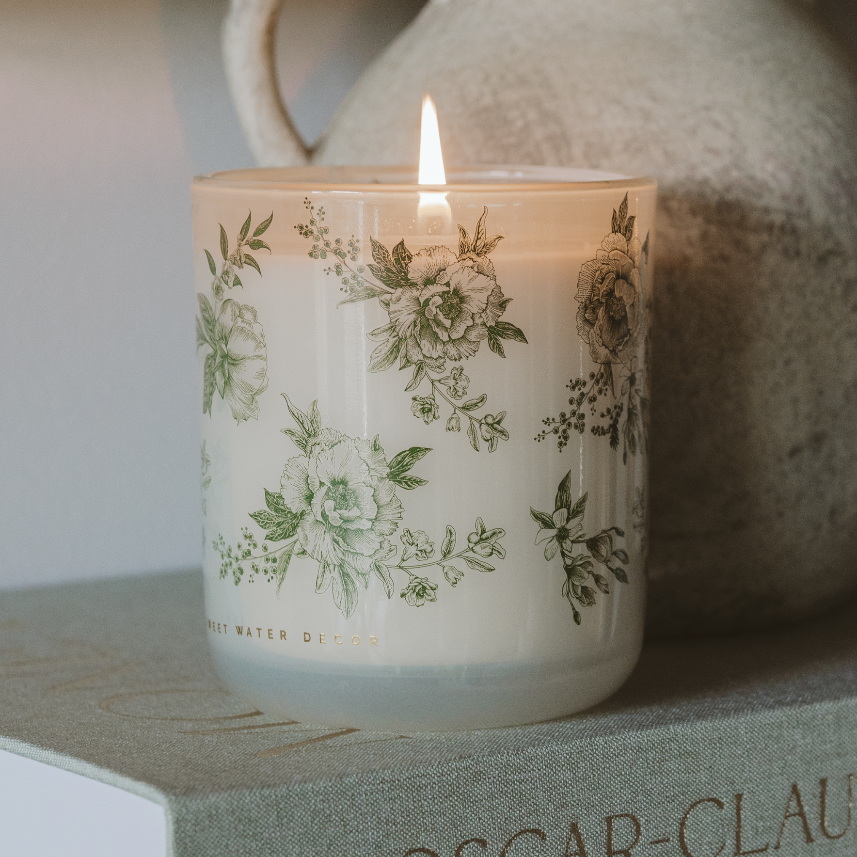 Green Delft 12 oz Soy Candle - Home Decor