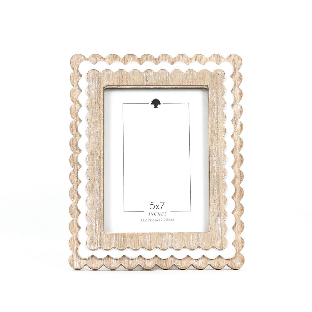 17029 - 8x10x1 wood photo frame SCALLOP for 5x7 pic