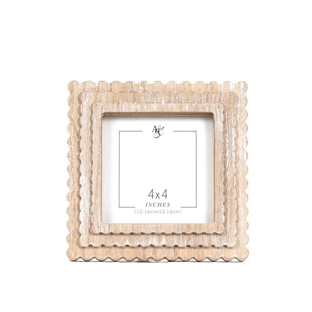 17018 - 6x6x1 wood photo frame (SCALLOP) (4x4) pic 11848