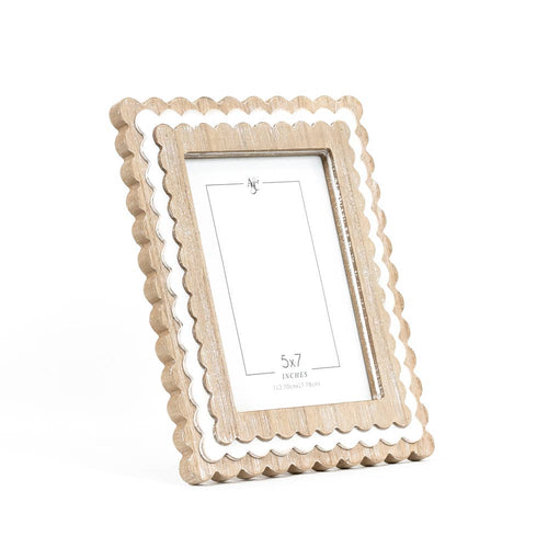 17029 - 8x10x1 wood photo frame SCALLOP for 5x7 pic